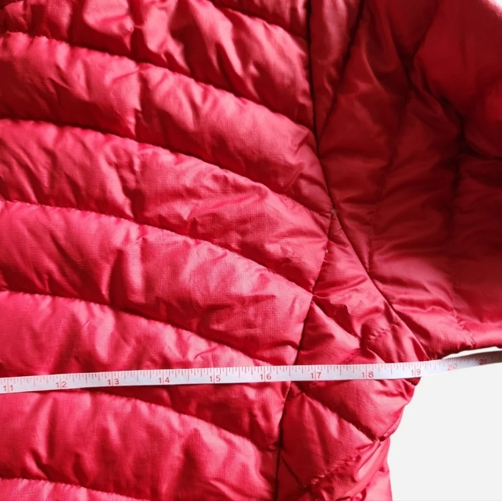 Patagonia Red W' Down Sweater Jacket Size Medium - Picture 2 of 6